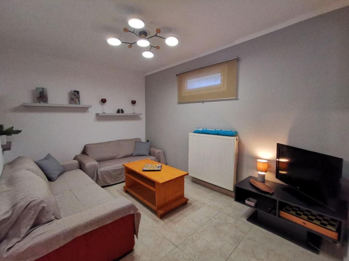Antonela Sunshine Apartment By Corfu Escapes Perama  Exteriér fotografie